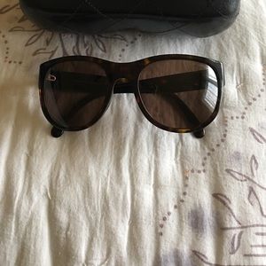 COPY - Chanel sunglasses like new